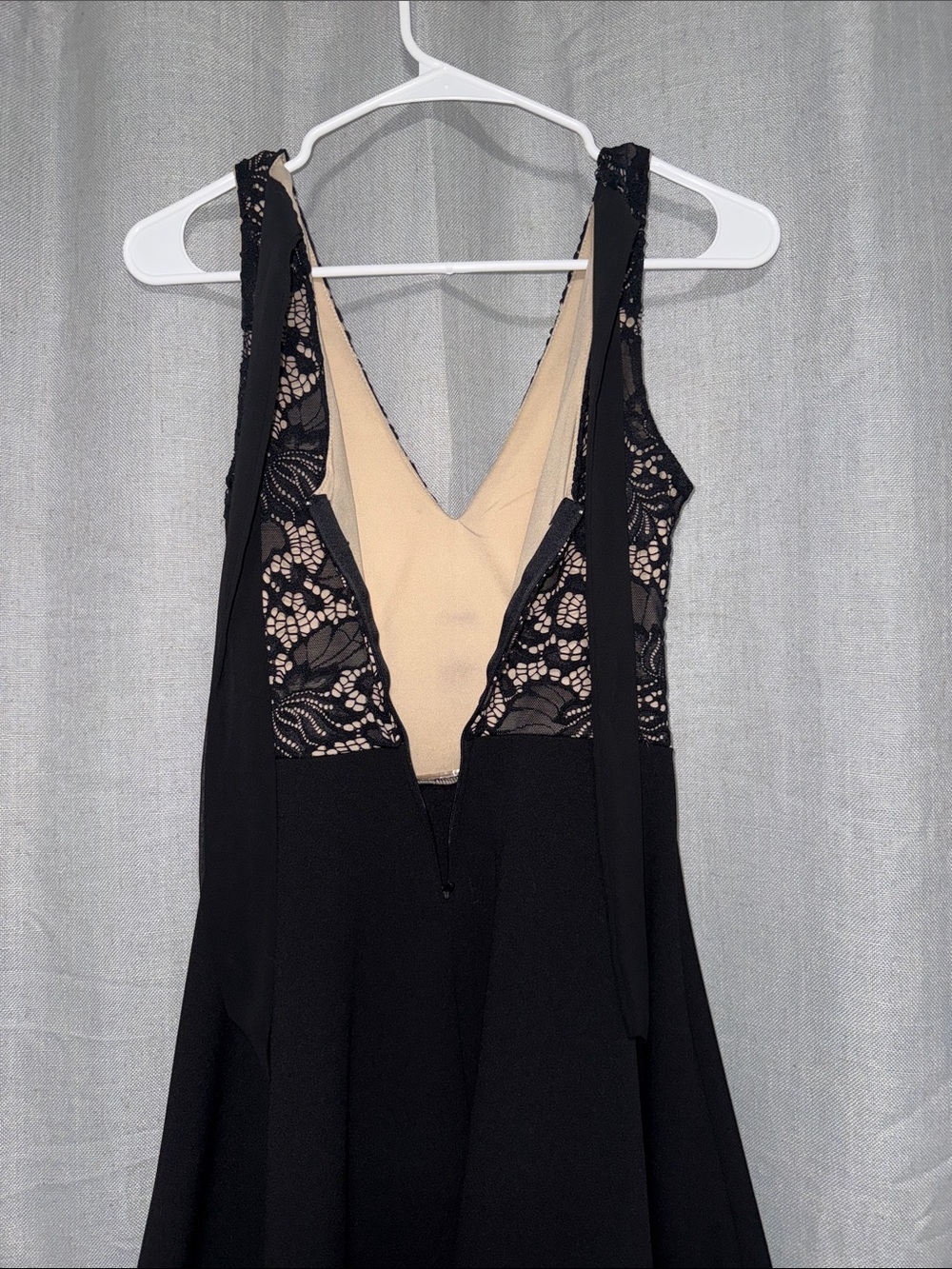 B. Darlin Black Lace Bodice Fit & Flare Formal Dress - Picture 6 of 9